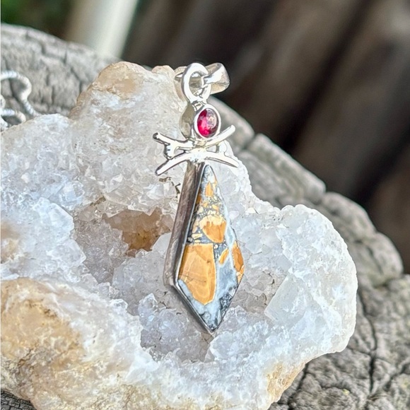 NEW! Maligano Jasper & Garnet Necklace - Picture 3 of 9